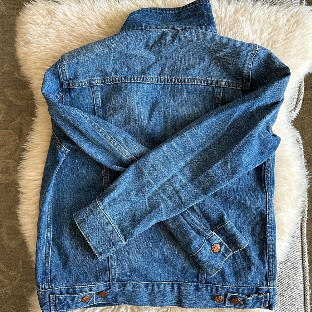Madewell Classic Denim Jacket - Picture 5 of 10